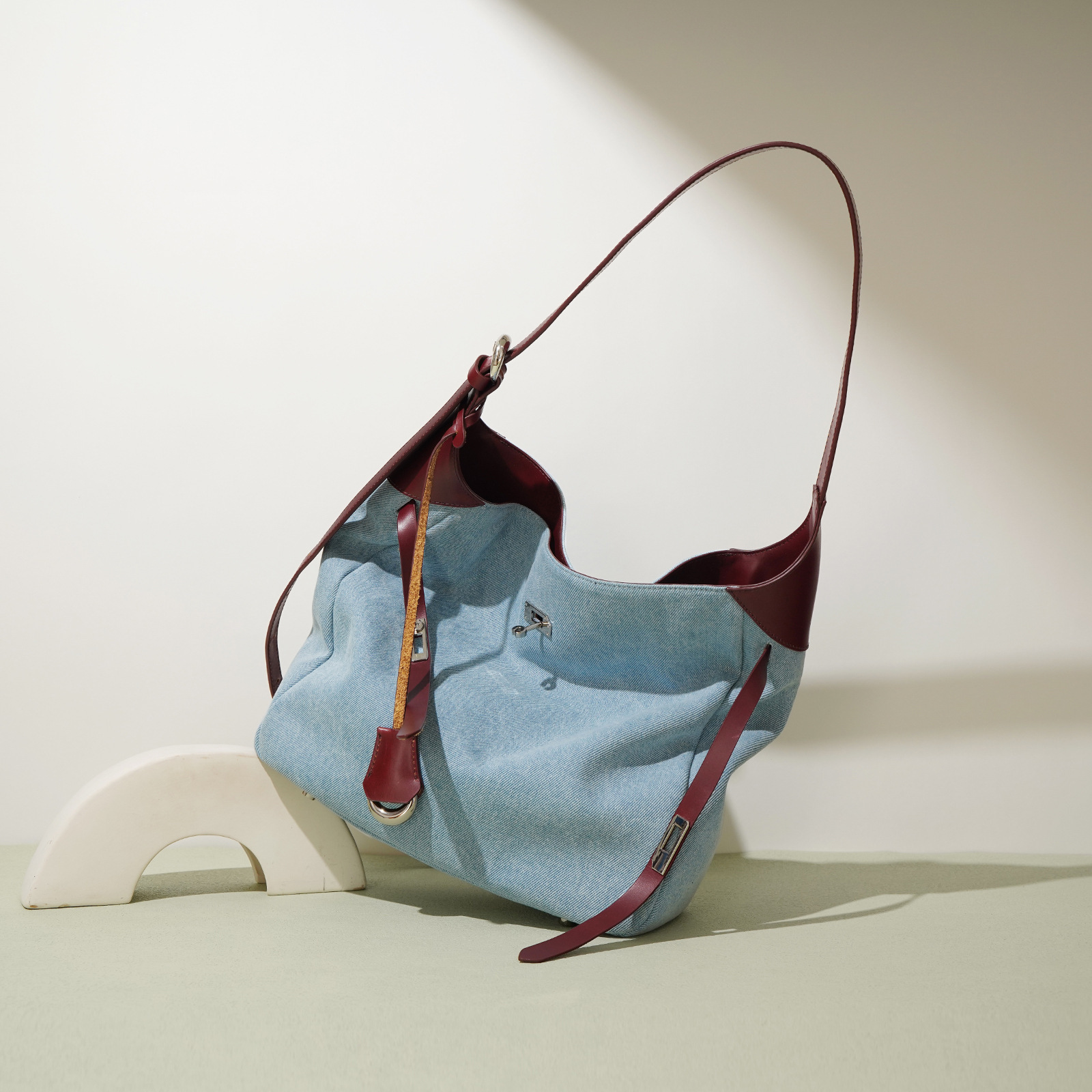 Women Shoulder Female Casual HOBO Tote Handbag Lady Fashion Underarm Bag Soft Denim With Split Leather Bucket Messenger Denim BagVoyage