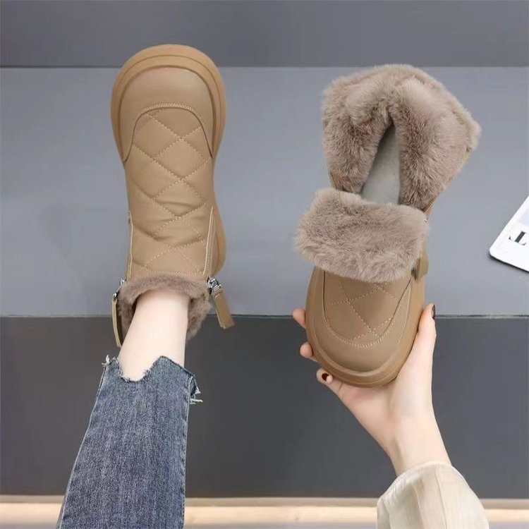 Snow boots for women in winter 2024, new style with added fleece, thickened anti slip and warm short boots