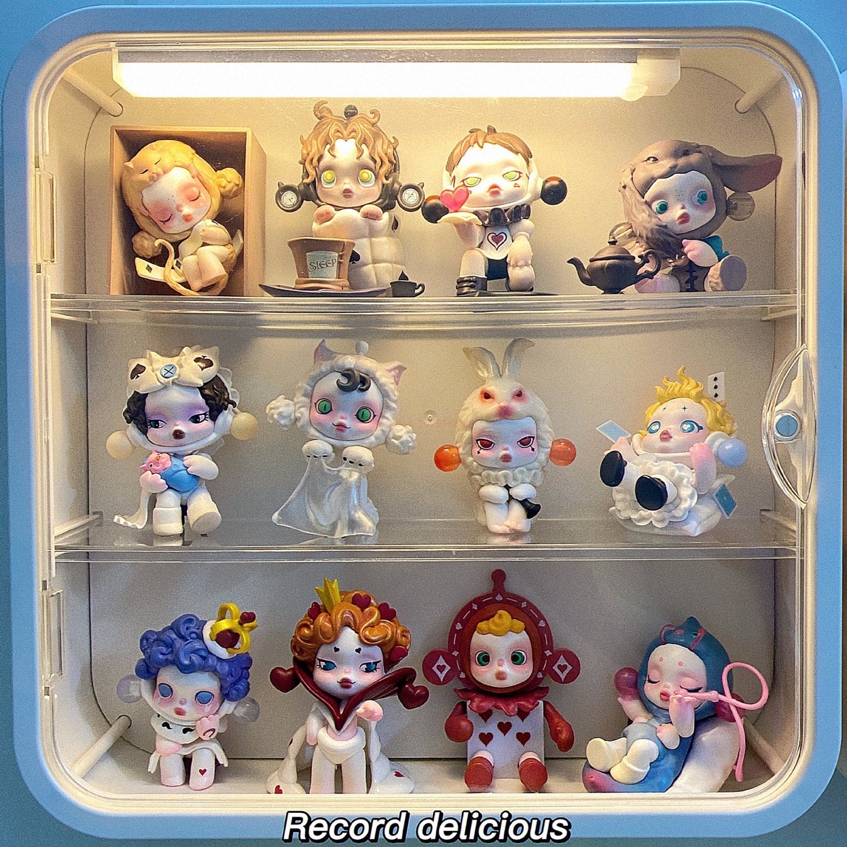 In Stock Skullpanda Everyday Wonderland Kawaii Blind Box Model Toy Cute Creative Surprise Box Hand-made Toy Room Ornaments Gift
