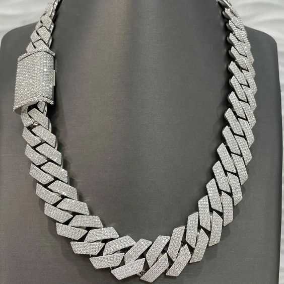Hip Hop Jewelry Chain Necklace Fashion Men Miami 18K Solid Gold Jewelry Custom Full Diamond Moissanite Cuban Link Chain Price