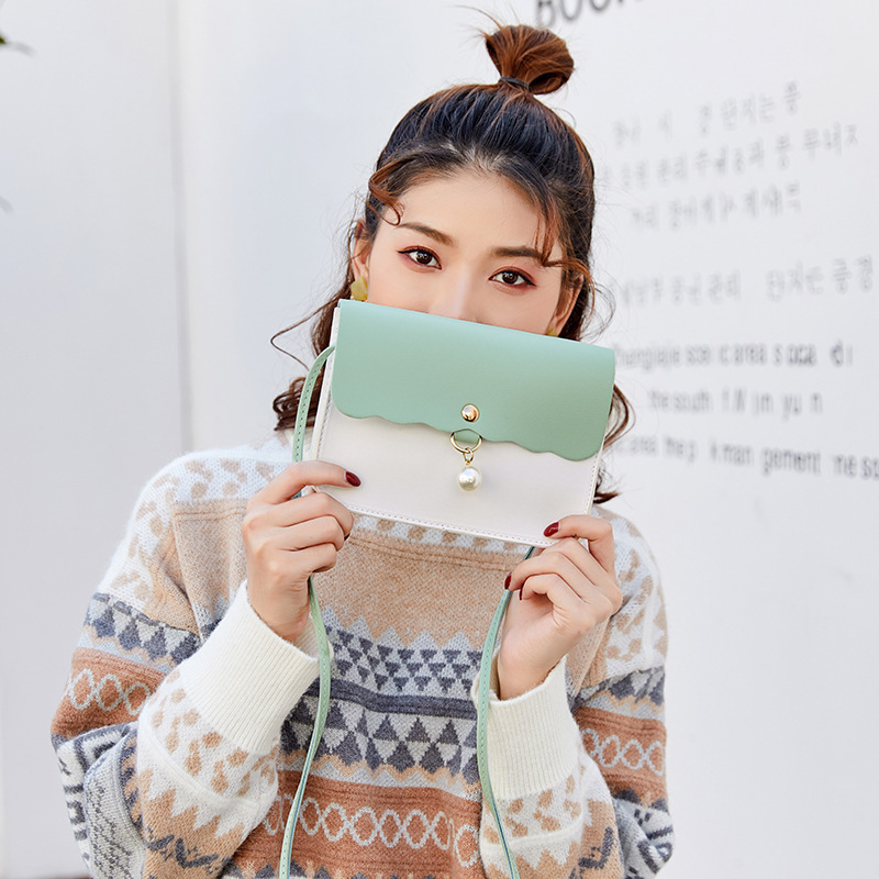 New Women Fashion Shoulder Bag Pearl Pendant Mini Crossbody Bag Casual Contrasting Color Small Square Bag Simple Handbag Gifts