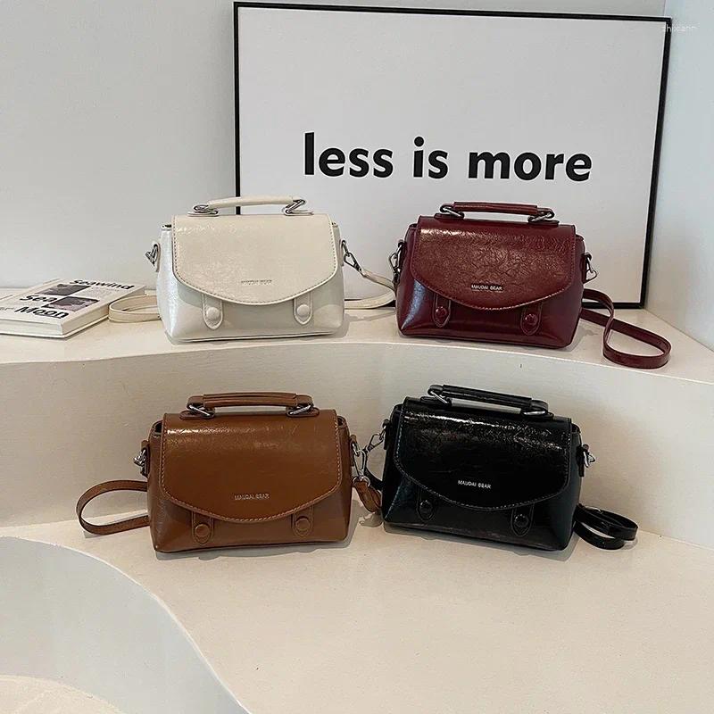 2025 NEW Totes Retro Style Texture Fashion Ladies Handbag Pattern Advanced Feeg Good-looking Crossbody Bags Versatile Shoulder zhanyishengli