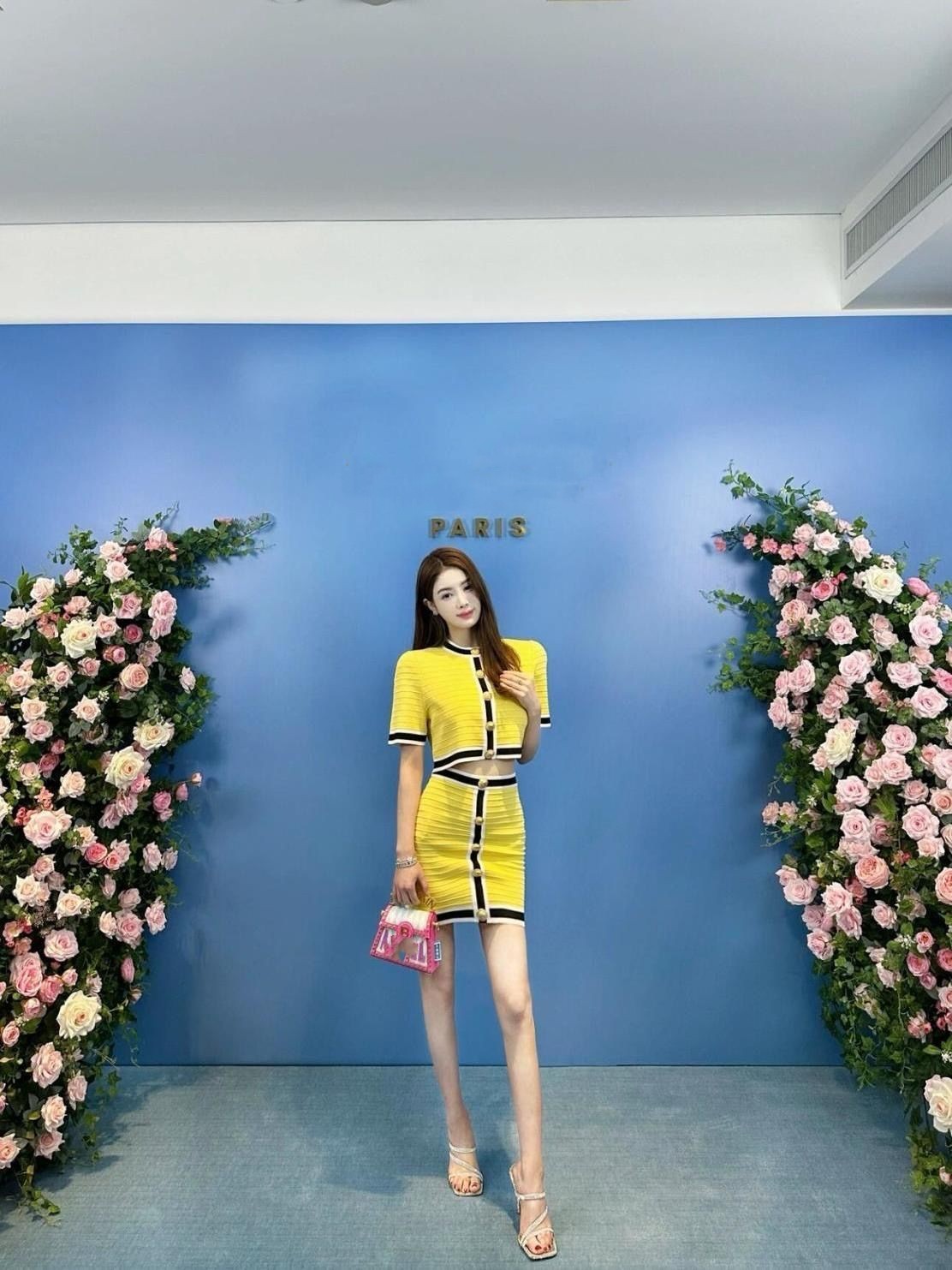 Summer designer women o-neck short sleeve single breasted cardigan top and skirt 2 piece dress suit yellow twinset SML