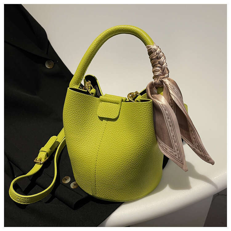 Travel Women's Bucket Bag Handbags 2023 Autumn Winter High Quality Fashion One Shoulder With Ribbon Female Messenger Bags Wallet