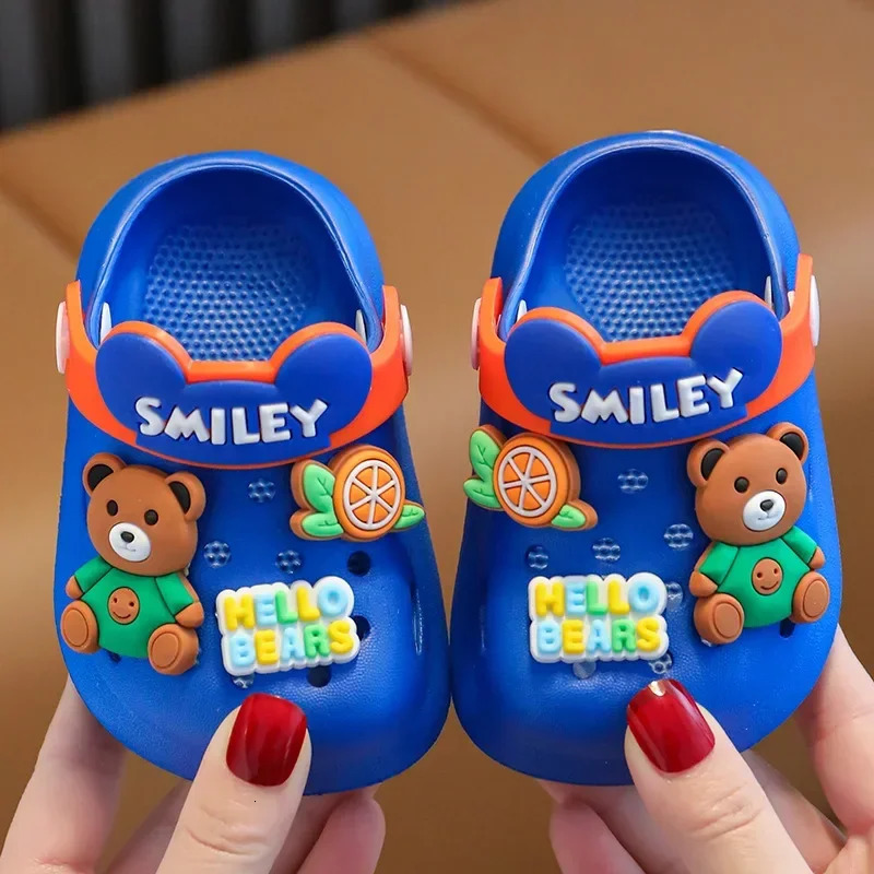 Cute Sweet Baby Slippers 2024 Summer Toddler Beach Shoes Little Boys Close toed Sandals Baby Girl Anti-slip Slippers 240407
