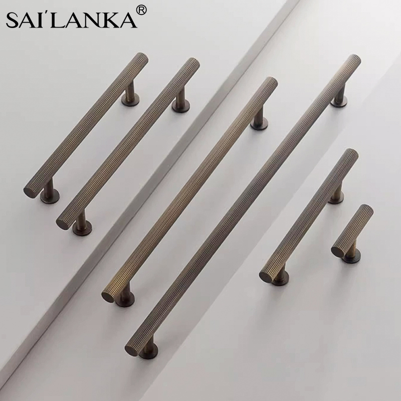 Modern Black Golden Silver Handle Solid Brass Kitchen Cabinet Door Knob Furniture Drawer Pull Hardware Pulls T Bar Handle