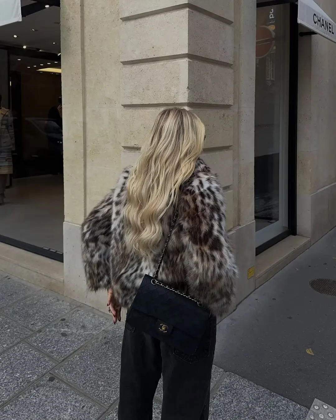 Winter lapel versatile leopard printed fur coat womens fashionable warm jacket 241112
