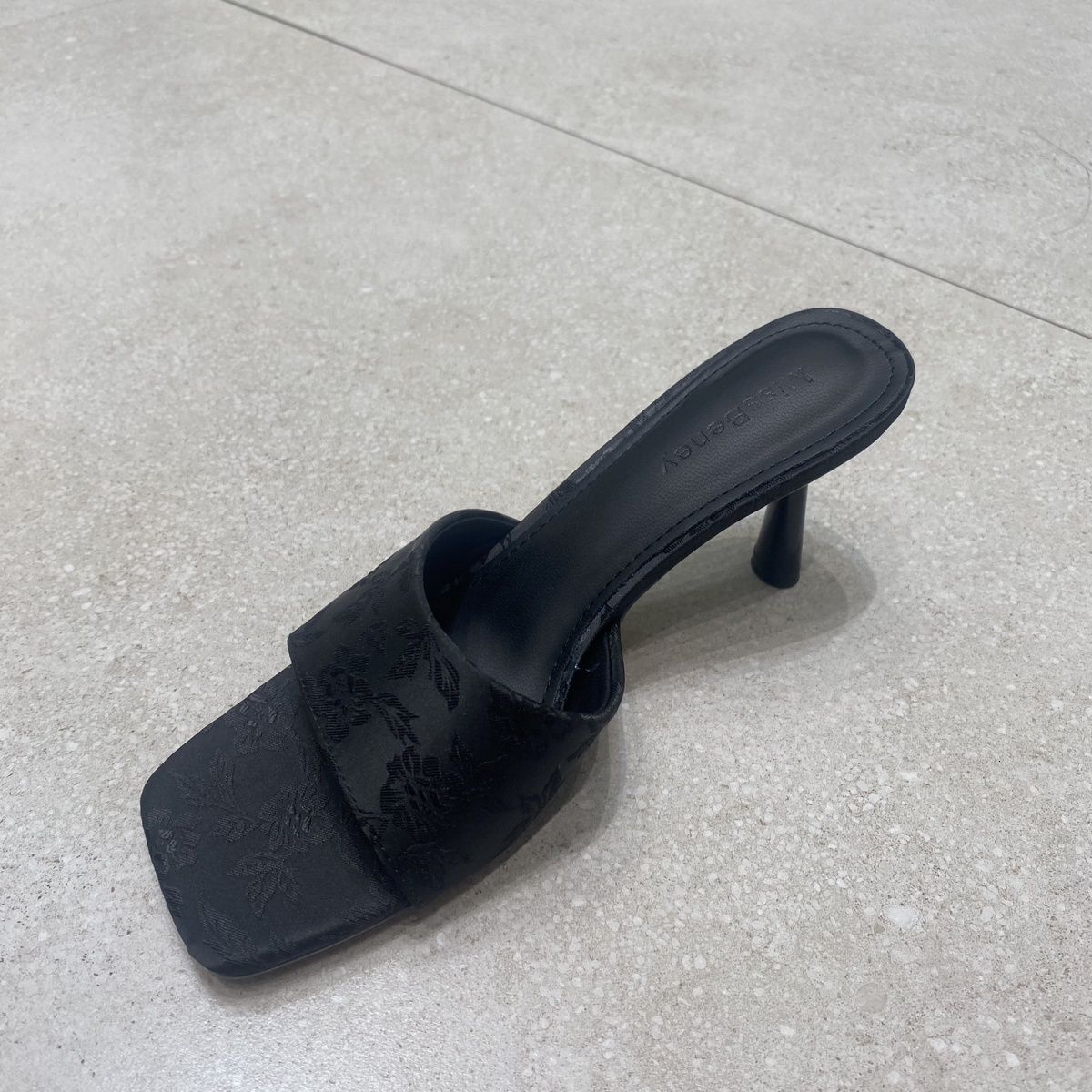 Chinese Style Embroidered Sandals For Women S Outerwear New Summer Super Hot Thick Heel Open Toe Flip Flop Ddmysheep Ddmysheep ddmythur