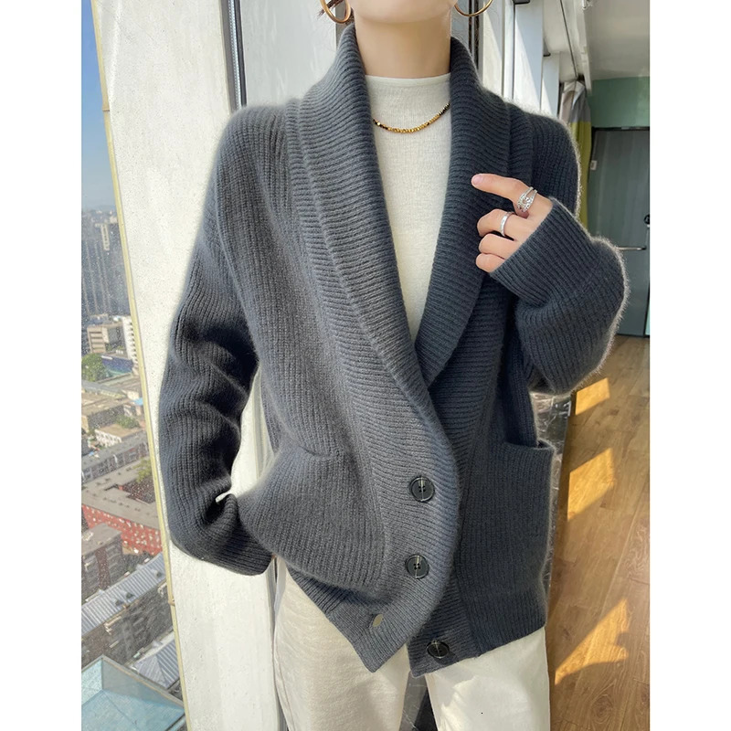 100% wool womens winter sweater thick cardigan womens V-neck long sleeved jacket and knitted womens knitted cardigan 241113