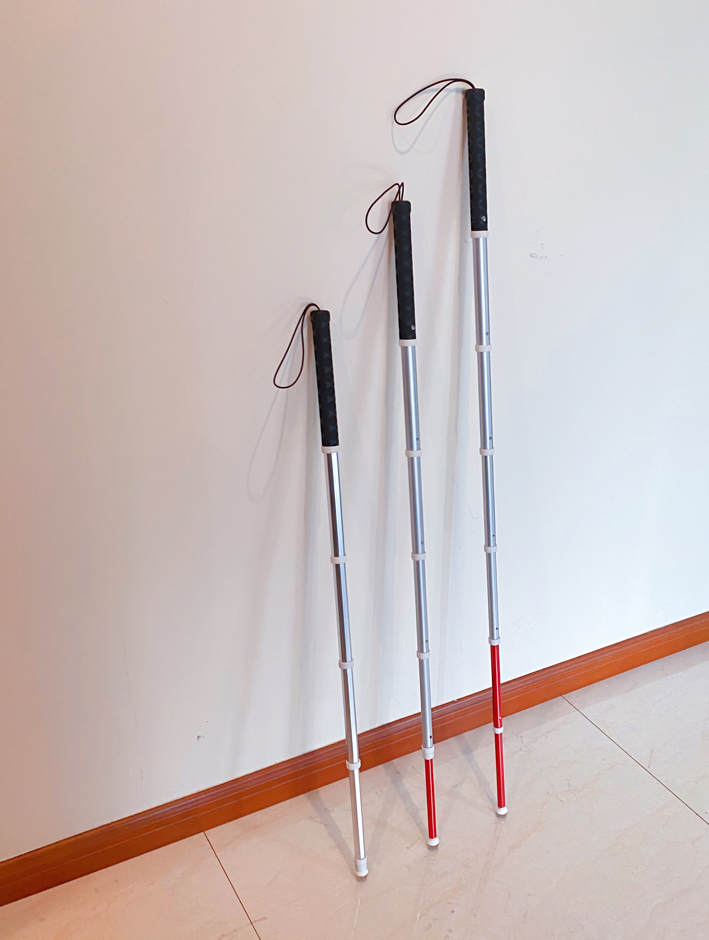 1pc Titanium Retractable Cane 29-125cm Telescopic Trekking Pole Multifunctional Walking Stick for the Elderly Old Man Crutch