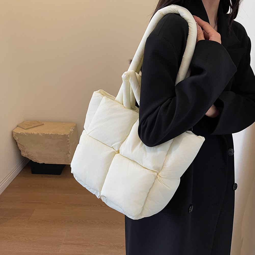 Quilted Puffer Tote Bag for Women Cotton Down Padded Shoulder Bag Winter Shopper Handle Bag Puffy Handbag Purse 2024 Women's Bag