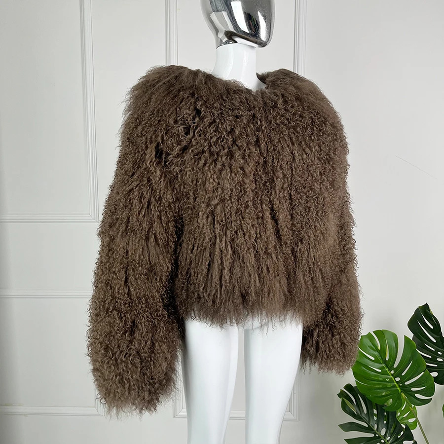 sheepskin coat womens Mongolian coat big collar short sheepskin coat winter coat 241112