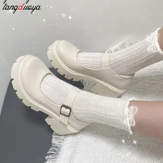 white lolita shoes Women platform mary jane Shoes japanese school JK High Heel Uniform Shoes Women Vintage buckle cosplay shoes 241112