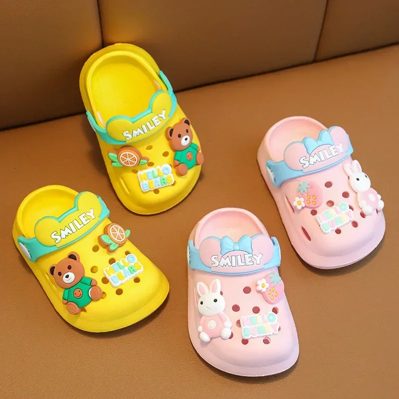 Cute Sweet Baby Slippers 2024 Summer Toddler Beach Shoes Little Boys Close toed Sandals Baby Girl Anti-slip Slippers 240407