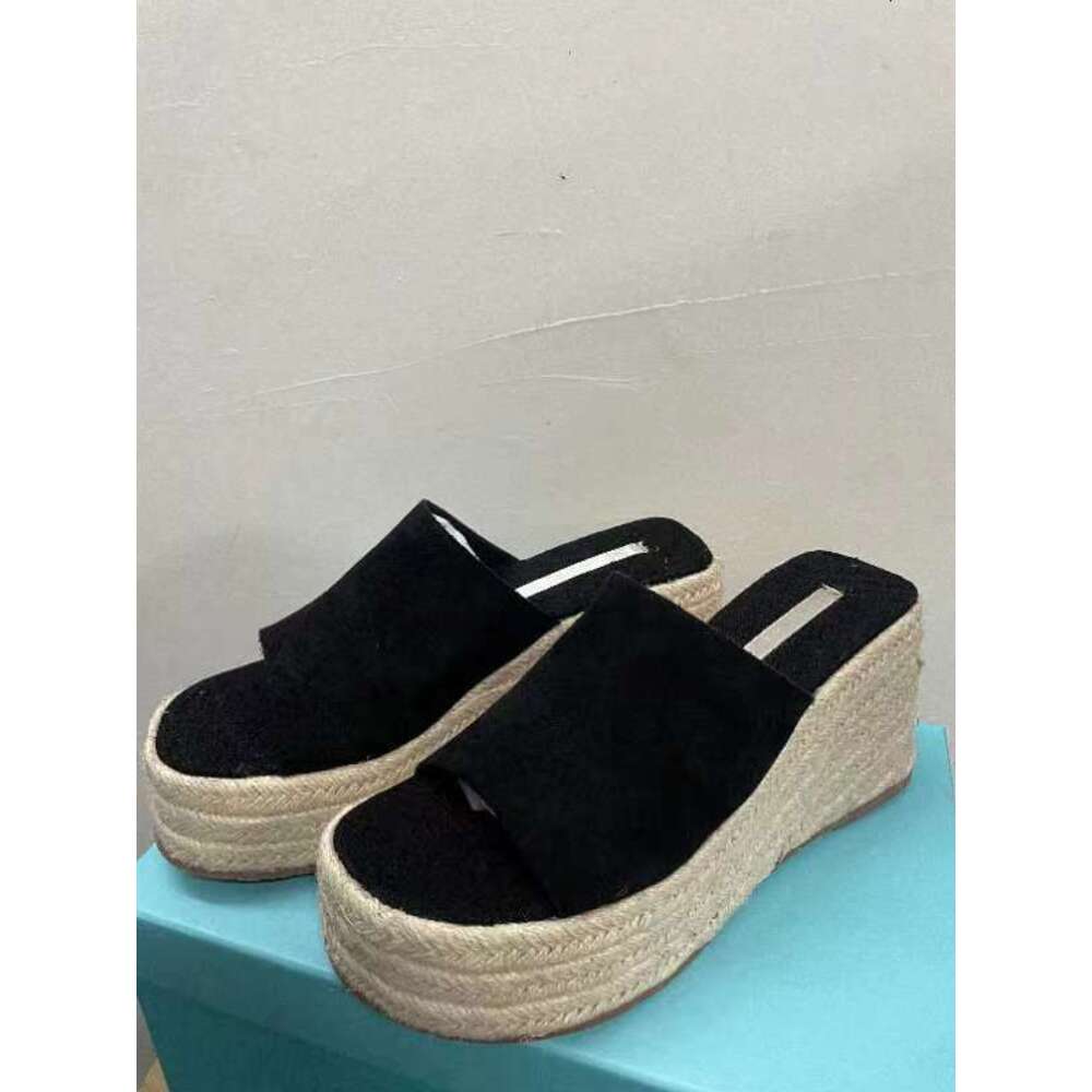 with Sloping Heels, Oversized for Women Wearing Thick Soled Sandals on the Outside ddmythur