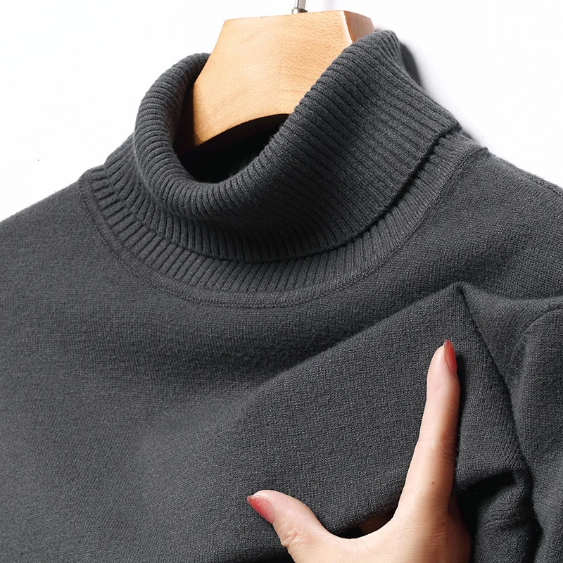 2025 Turtle Neck Casual Mens Rollneck Knitted Sweater to Keep Warm Mens Jumping Woolen Sweater 241113