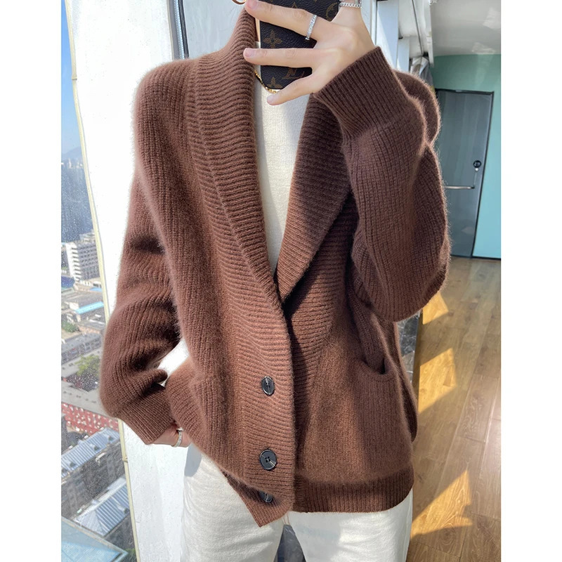 100% wool womens winter sweater thick cardigan womens V-neck long sleeved jacket and knitted womens knitted cardigan 241113
