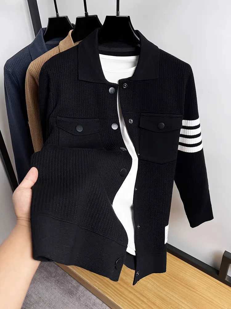 New Arrival Luxury brand mens pocket knitted jacket high-end fashion hardcover striped Korean casual spring and autumn sweater cardigan coat Z241112