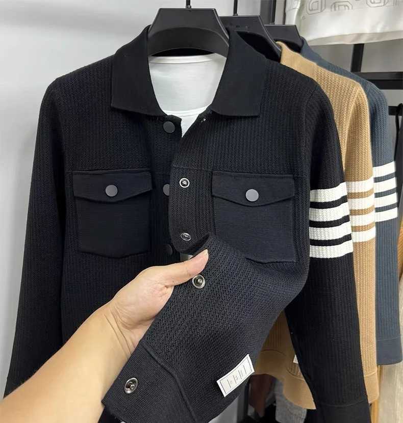 New Arrival Luxury brand mens pocket knitted jacket high-end fashion hardcover striped Korean casual spring and autumn sweater cardigan coat Z241112