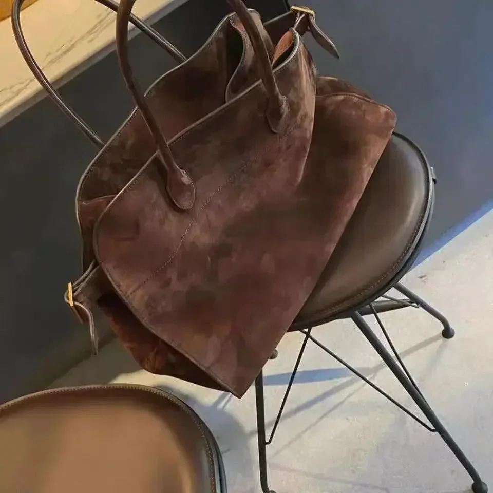 Cowhide Retro Bag,Large-Capacity Tote Bag, Leather Versatile Commuter Shoulder Handbag,Women's Boston Bag For Storage Polyester BagVoyage
