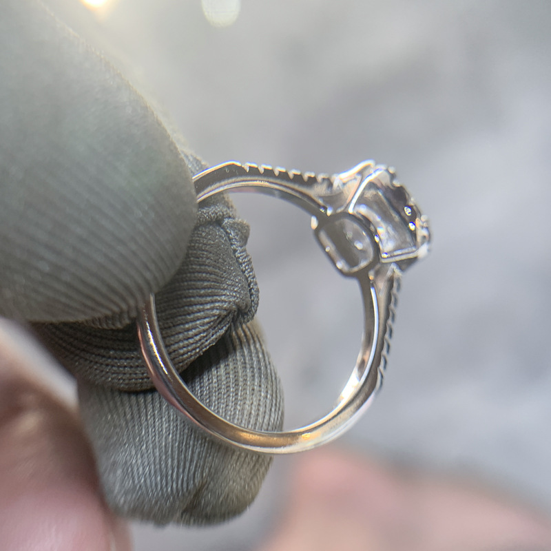 1CT Moissanite Diamond Luxury Jewelry Wedding Rings Real 925 Sterling Silver Round Cut White Gemstones Party Eternity Women Bridal Ring For Lover Gift