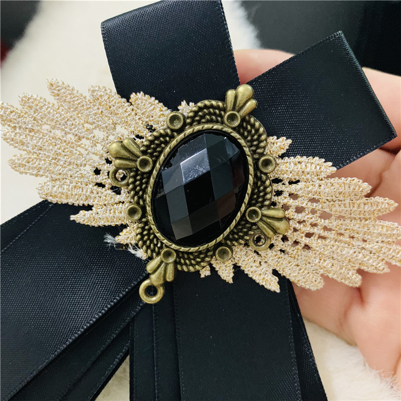 Coréen fait à la main à la main à nœud papillon Broche personnalité des hommes à la rose collier de fleur de rose épingle corsage accessoires de