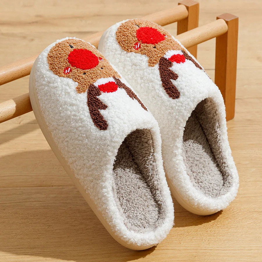 Cute reindeer Christmas slider warm and soft TPR thick bottomed womens home cushion slider for winter 241113
