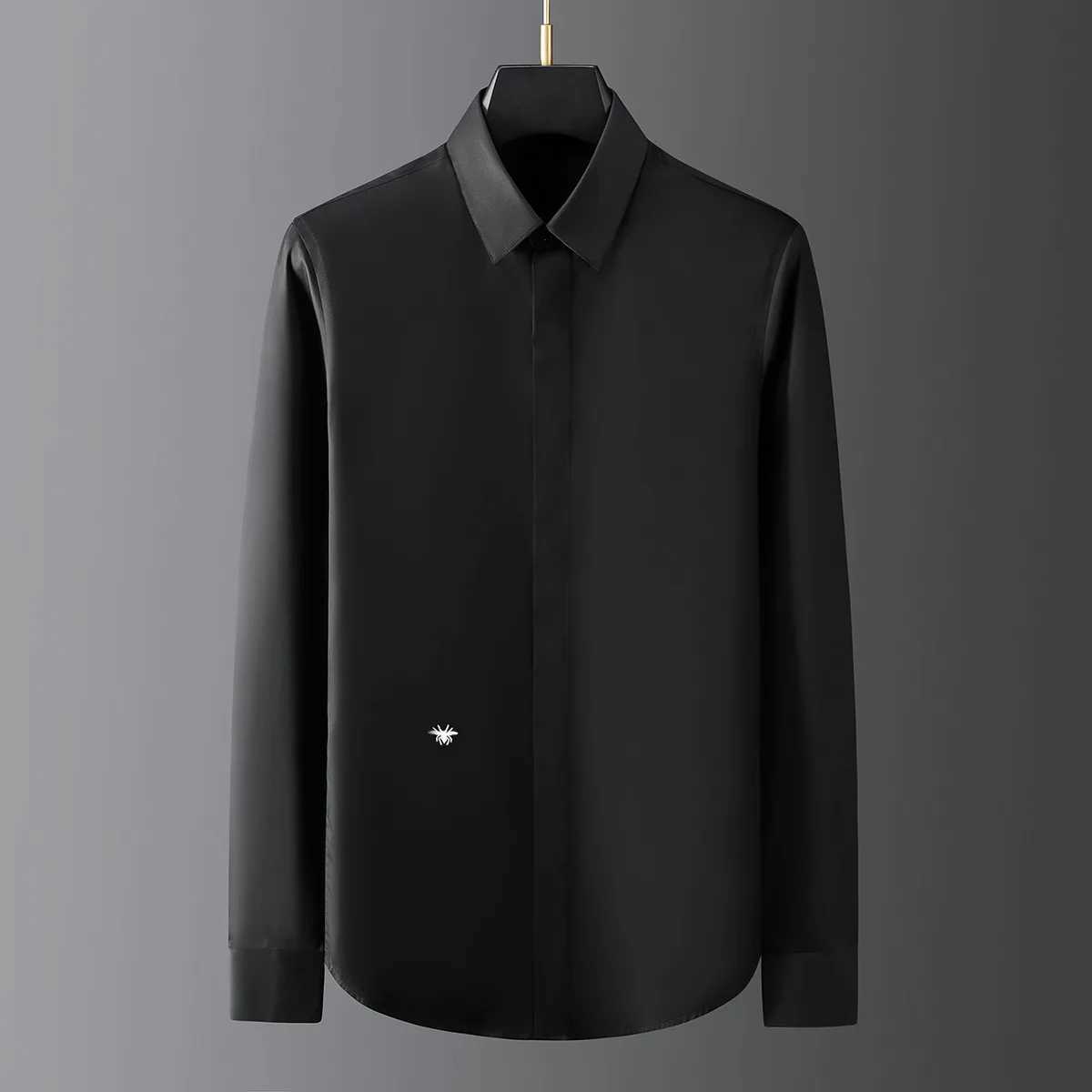 High End Gold Bee Embroidered Business Shirts Mens Solid Color Long Sleeved Banquet Party Shirt Versatile Casual White TopsXJ24113