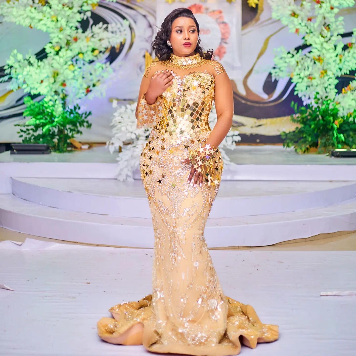2024 Plus Size Gold Illusion Mermaid Prom Dresses For Special Occasions Sequined Crystals Beaded Evening Party Birthday Gowns Dress For Women Vestidos