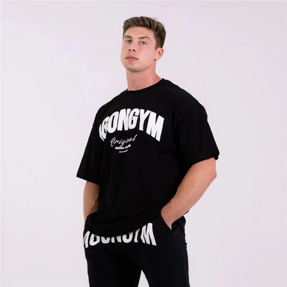 Men Oversized T-shirt Gym Fitness Loose Comfortable Sports Tees Summer Cotton Short Sleeves Top Bodybuilding Workout Shirts 240412