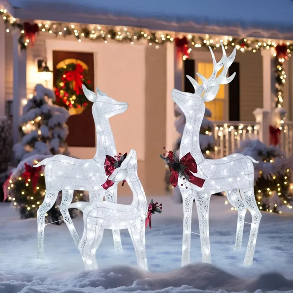 3piece reindeer family set with lights for Christmas decoration 45 FT pre lit 200 LED outdoor indoor white 3D 241108