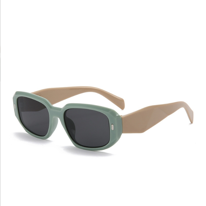 Children Cute Vintage Frosted Outdoor Girls Boys Sweet Protection Classic Kids Sunglasses Z260305