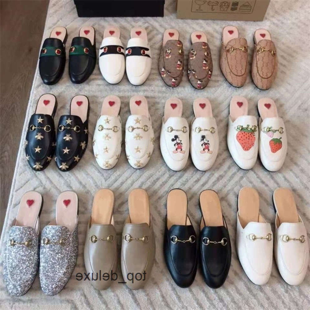 designer princetown slippers genuine leather mules women loafers metal chain casual shoe lace velvet slipper with box iomfаguccilinessе11vg