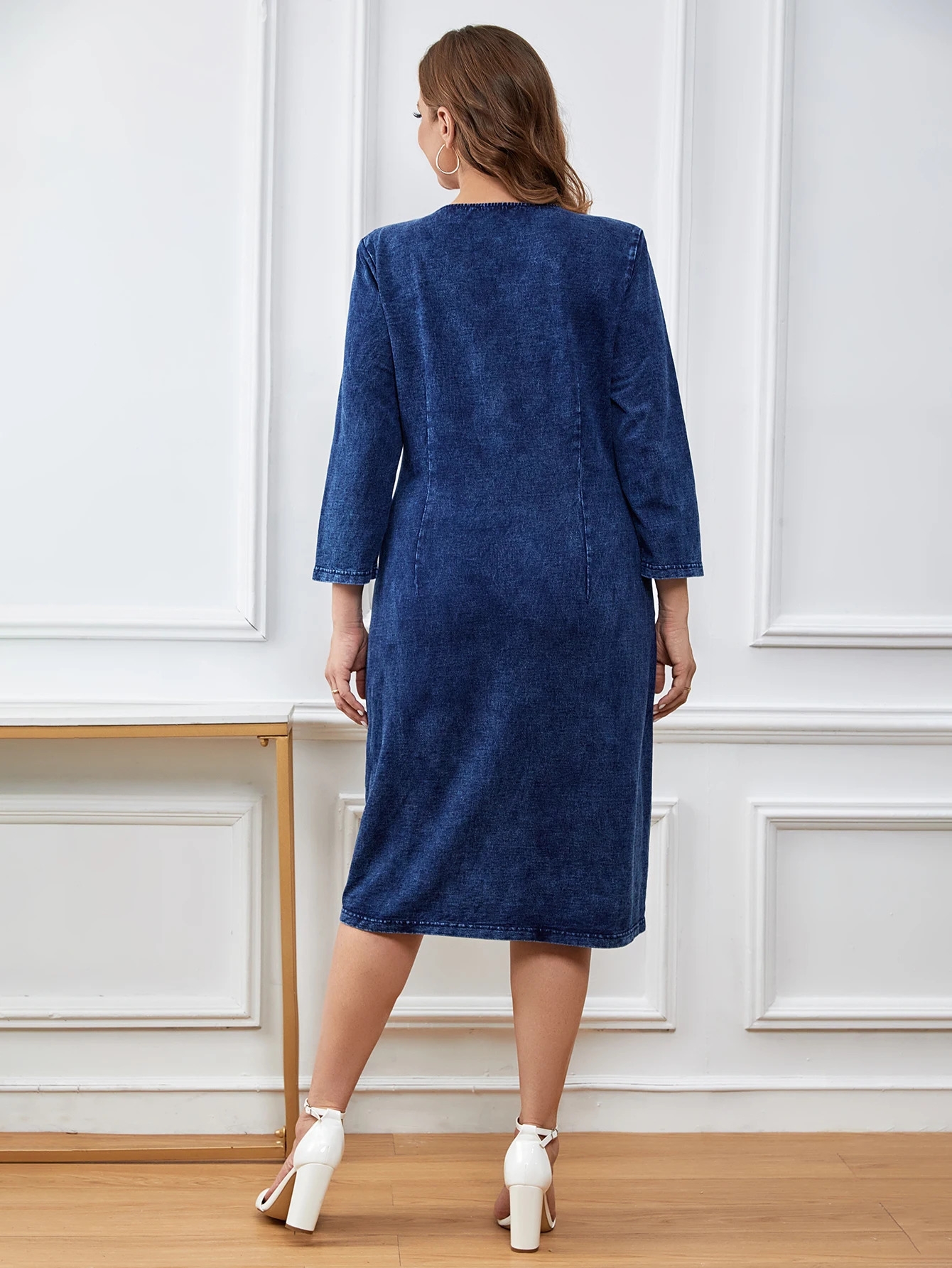 LIH HUA Womens Plus Size Denim Dress Autumn Chic Elegant Dresses For Chubby Women Cotton Knitted Dress 240407