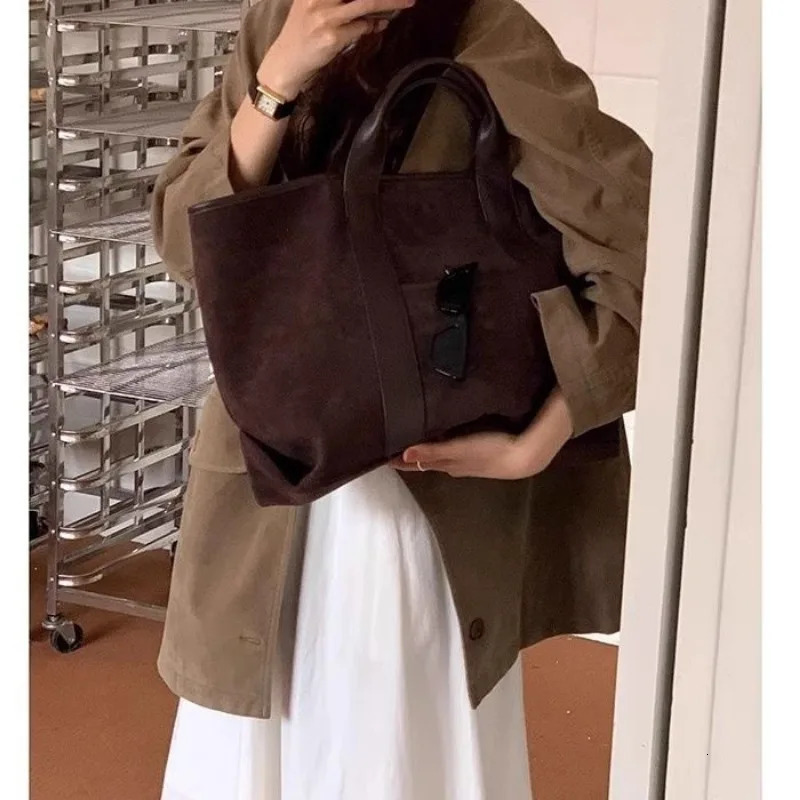 Autumn Winter Womens Bag Vintage Suede Large Capacity Handbag Simple Fashion Tote Large Purses and Handbags er 241114