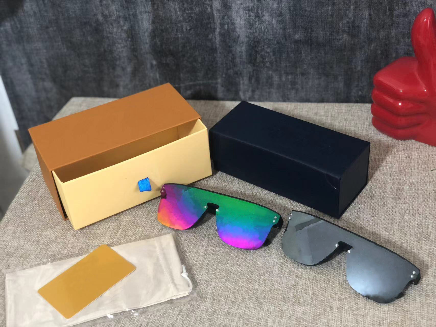 2024 Vacation Luxury Designer Brand Sunglasses High Quality Glasses for Women Men's Glasses Unisex Traveling Sunglass Black Grey Beach Luxury Shades with box UV400