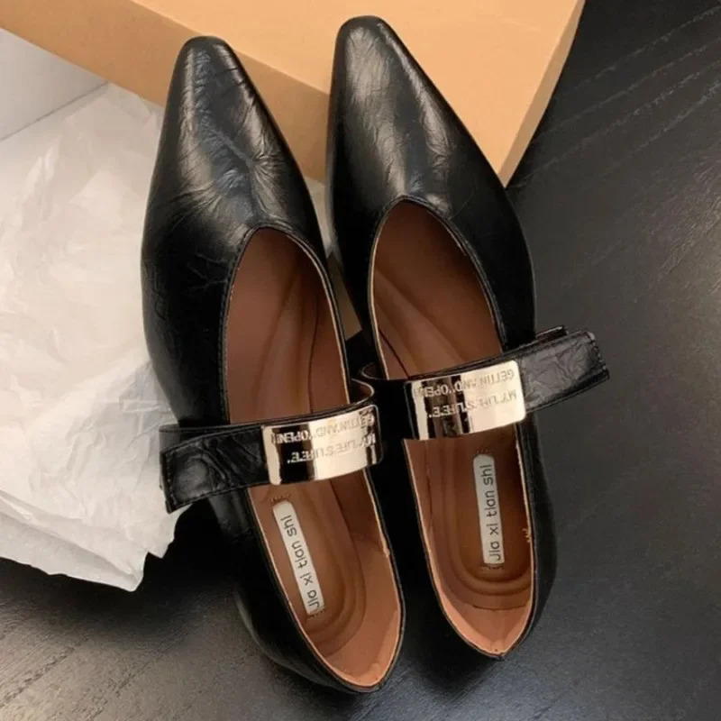 Womens low boots leather shoes sexy points toe designer light coat 2024 trend party dress elegant pump unprinted good products Zapatos 241113