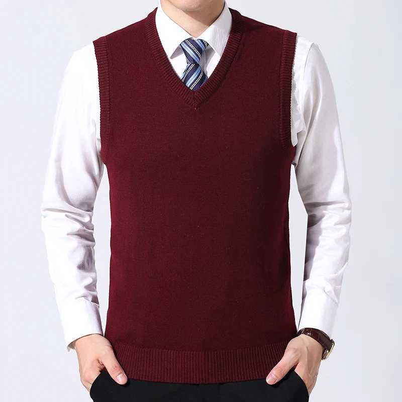 2025 New Fashion Brand Sweater Man Pullovers Vest Slim Fit Jumpers Knitwear Sleeveless Winter Korean Style Casual Clothing Men W251029