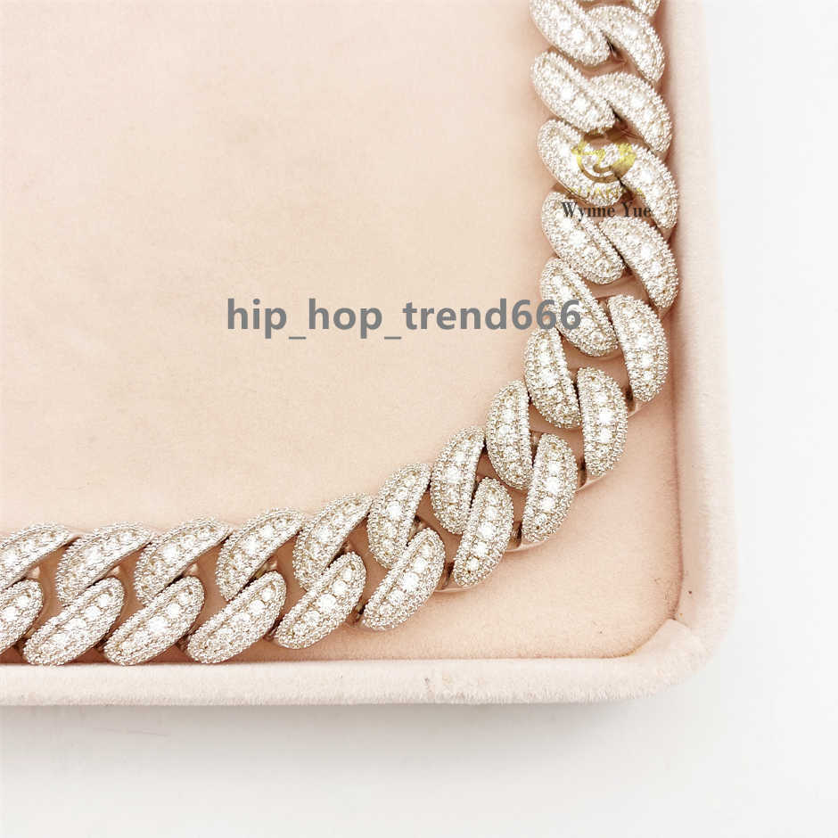 35CTW Bussdown 18mm Iced Out Falwless Moissanite Diamond Miami Cuban Link Chain