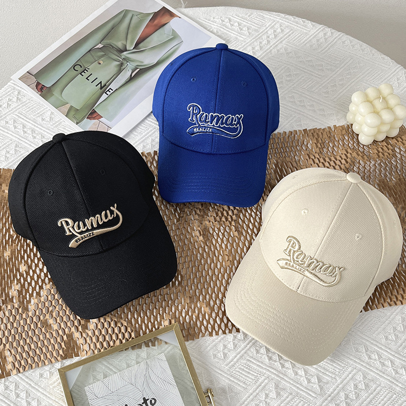 Fashion New Designer Baseball caps hat Men Women fitted hats Luxury embroidered baseball cap Sun Hats Adjustable cap Free shipping U-9