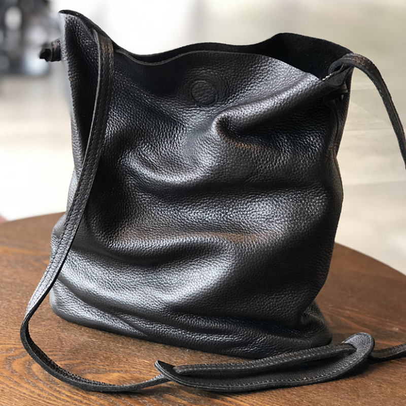 Bag Women's New Large-Capacity First Layer Cowhide Bucket Soft Leather Japanese And Korean One-Shoulder Messenger Bag Women Genuine Leather BagVo