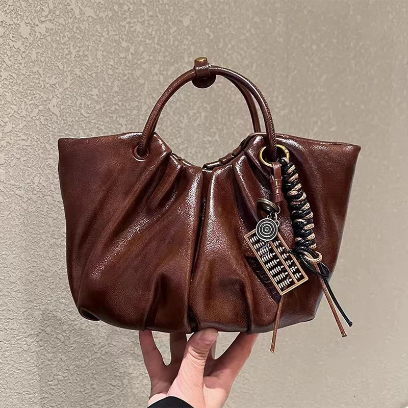 Small Smudging Hand Basket Womens Bag Autumn Winter Fold Cloud Bag All Casual Single Shoulder Crossbody Bag er 241114