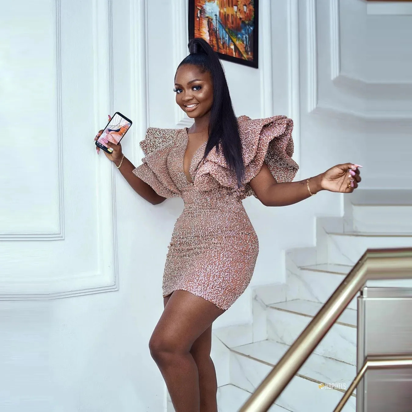 Pink Sparking Short Homecoming Dresses Puffy Shoulder V Neck Mini Length Plus Size Aso Ebi Women Evening Gows For Party 6660312