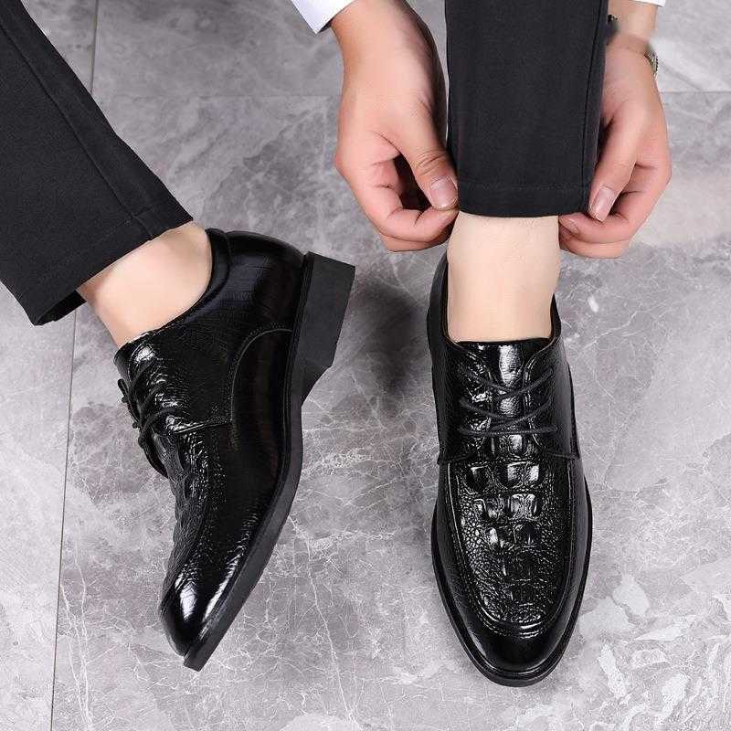 Men Dress Shoes Crocodile Leather Shoes For Mens Formal Breathable Casual Shoes English Style Summer Leisure Mens Bridegrooms Wedding Shoes 241009