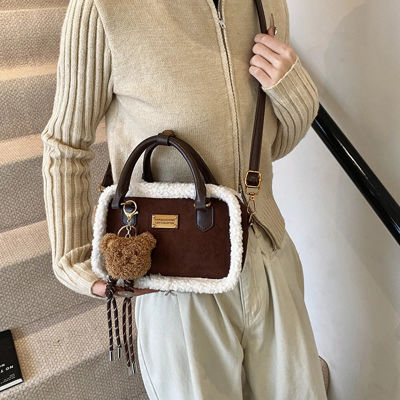 Winter Lamb Woolen Handbag Womens Plush Handbag Fashion Casual Shoulder Messenger Bag Female Square bolsas 241114