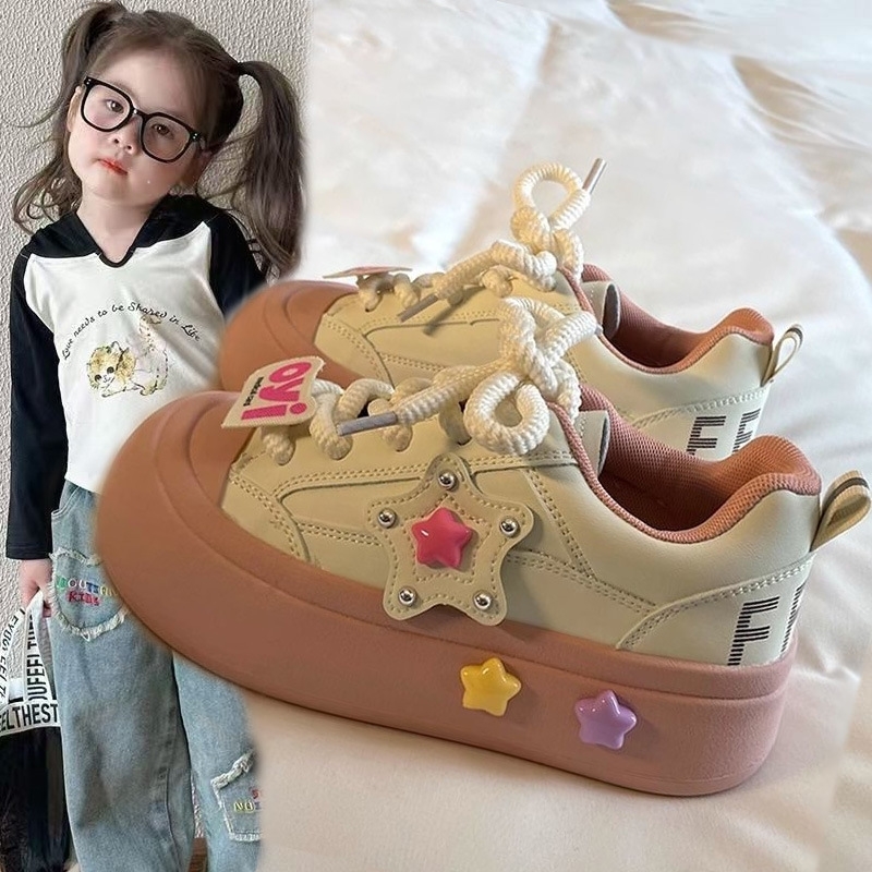 Free shipping designer girls' black sports shoes 2024 autumn new fashionable soft soled casual shoes