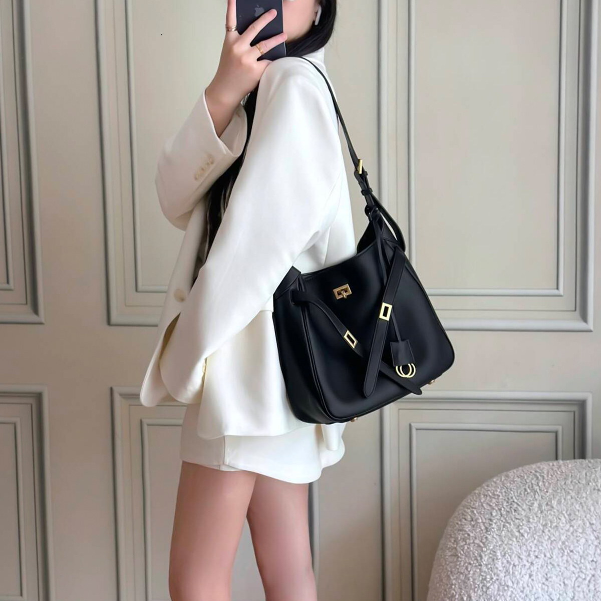 Real Leather Buckle Tote Bags For Women Large Capacity Commuting Bucket Purse Versatile Desinger Shoulder Armpit Bag Genuine Leather BagVoyage