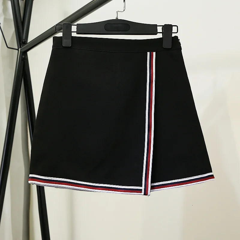 2024 Womens Golf Clothes Shorts Skirt Tennis 240402