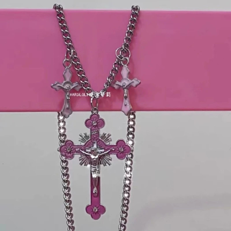Pink Cross Pendant Necklace Cool Y2K Gothic Jewelry Rainbow-Cross Jesus Crucifix Cross Pendant Chain Necklace for Women 241113