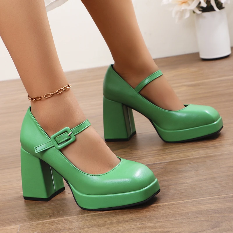 2025 new Girls Lolita Style Cosplay Mary Jane Shoes Square Heel Spring Autumn Glossy PU Leather Candy Colour Uniform Shoe Plus Size 3~17 4f37